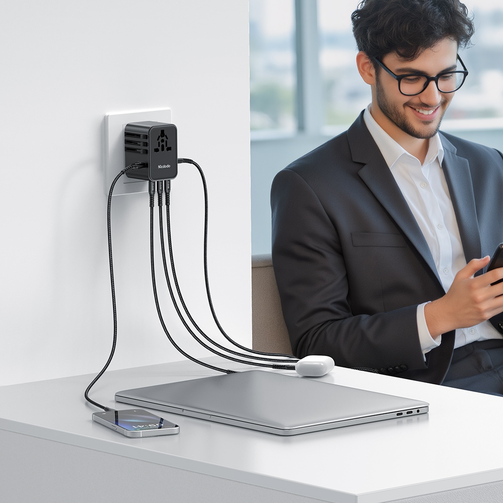 MCDODO CP-5980 – 70w 3c2a Universal Seyahat Adaptörü Type-c To Type-c Kablolu - Görsel 5